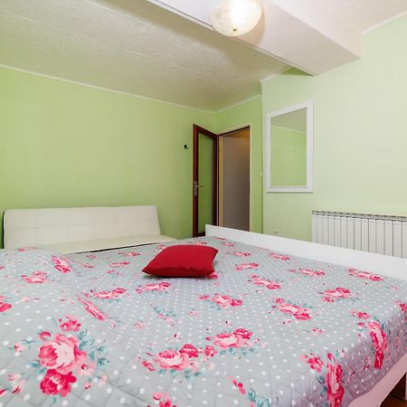 Apartments And Room Mirjana ドラマリ エクステリア 写真