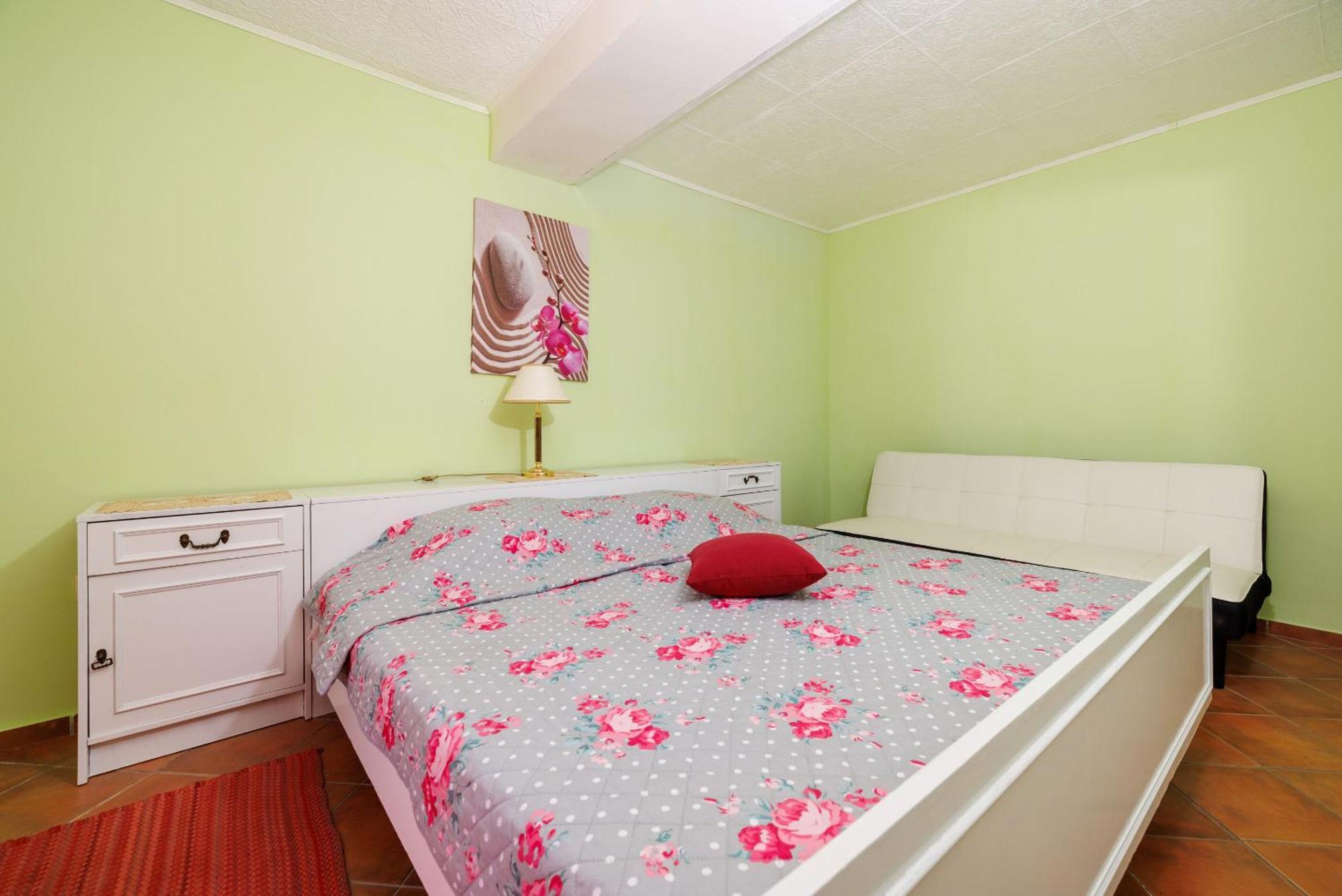Apartments And Room Mirjana ドラマリ エクステリア 写真
