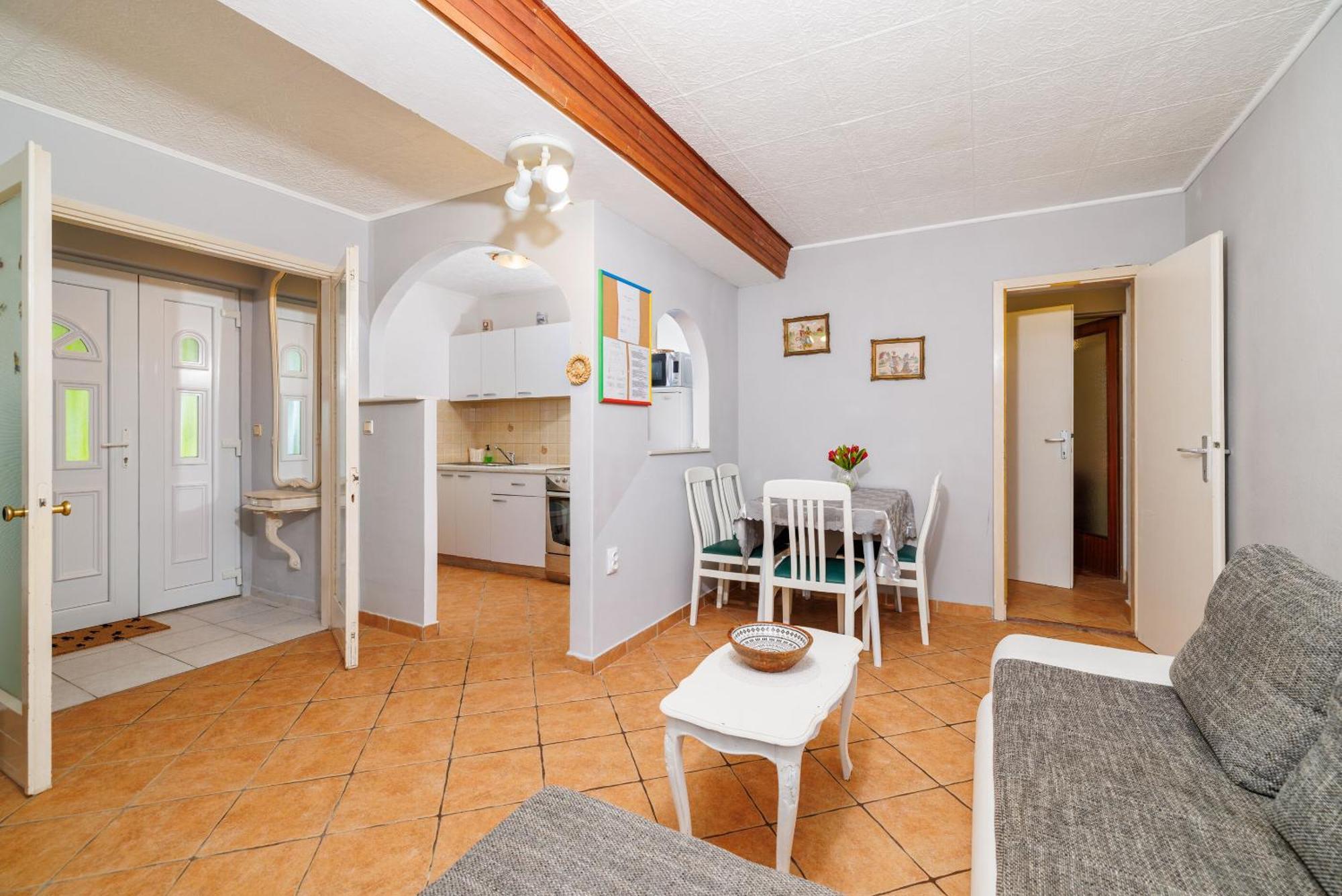 Apartments And Room Mirjana ドラマリ エクステリア 写真